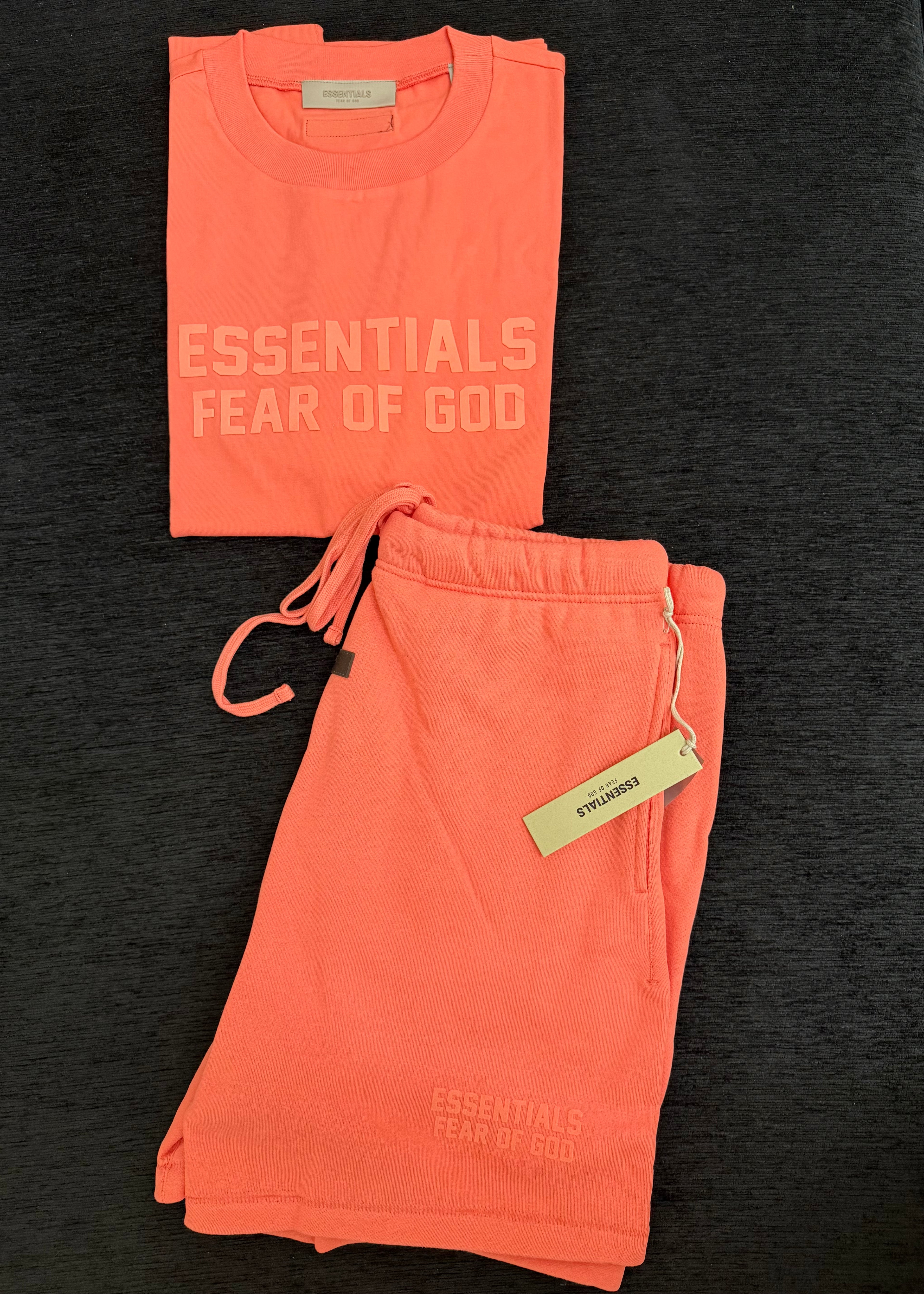En venta conjuntos essentials
