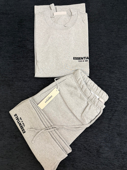 En venta conjuntos essentials