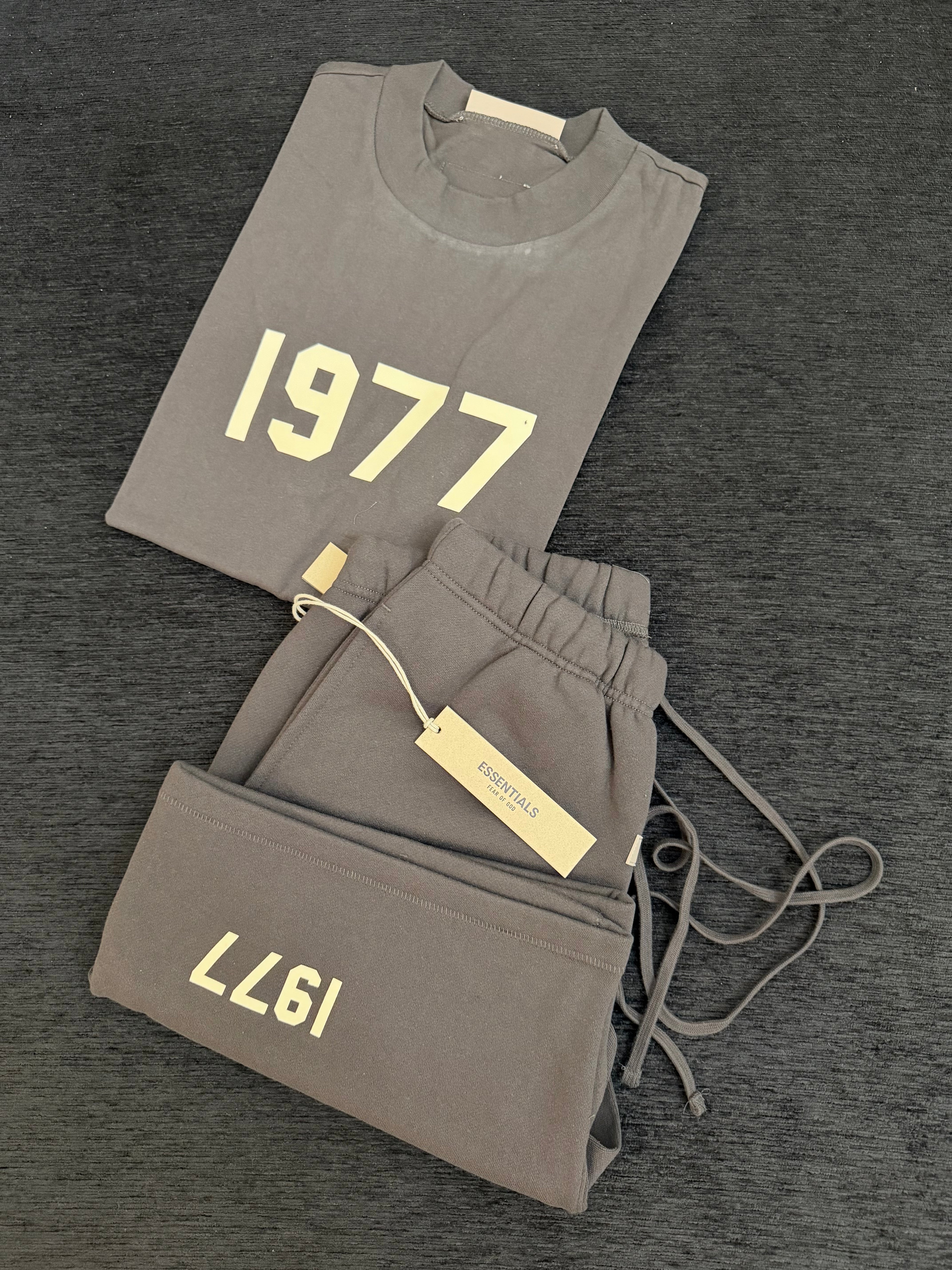 Essentials Set